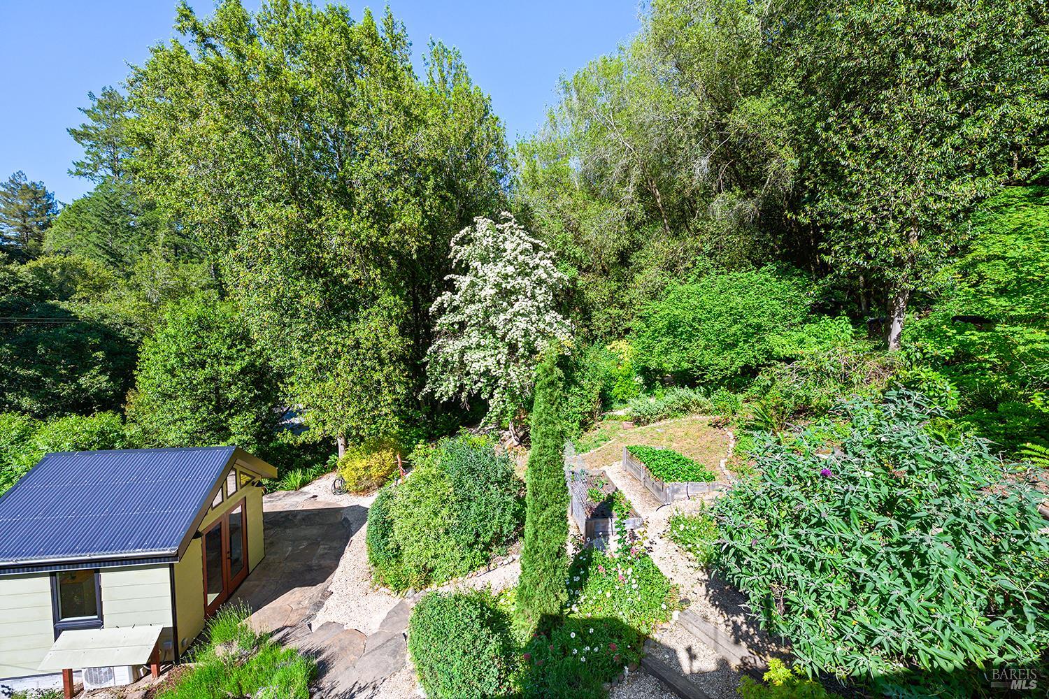 Property photo 33