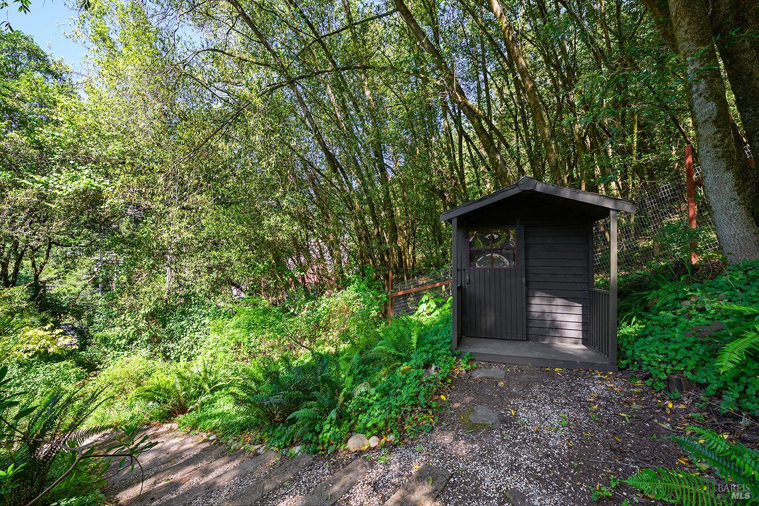 Property photo 40
