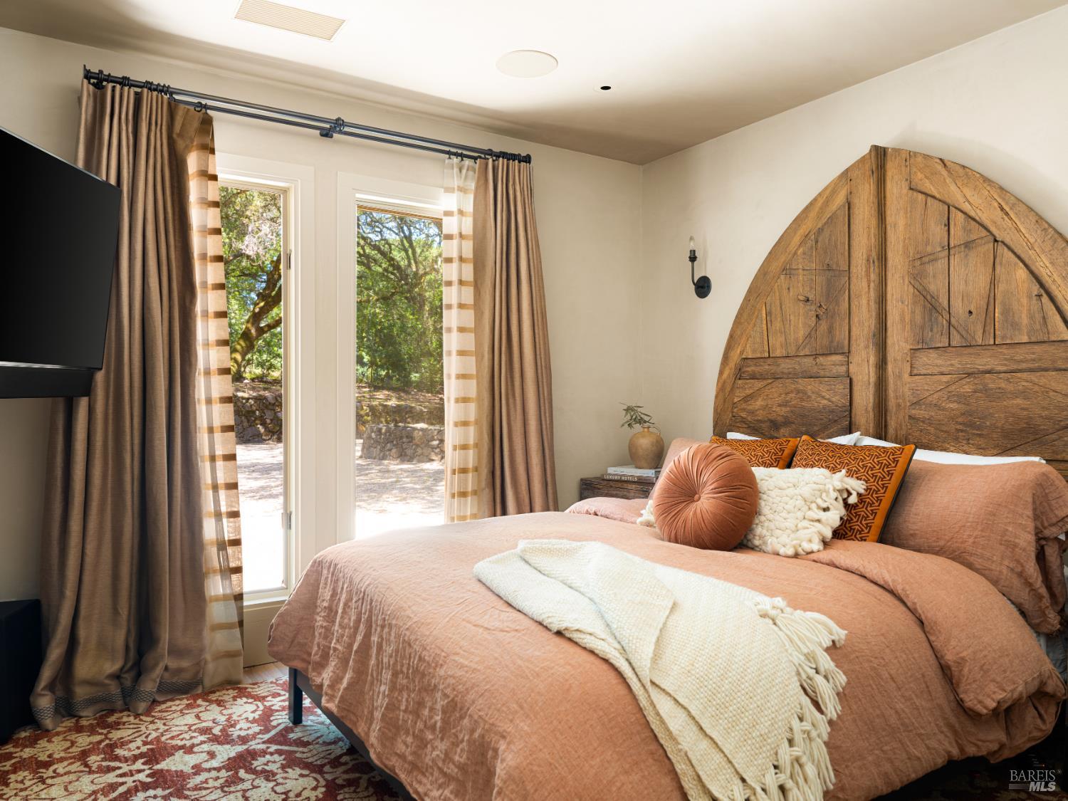 Property photo 28