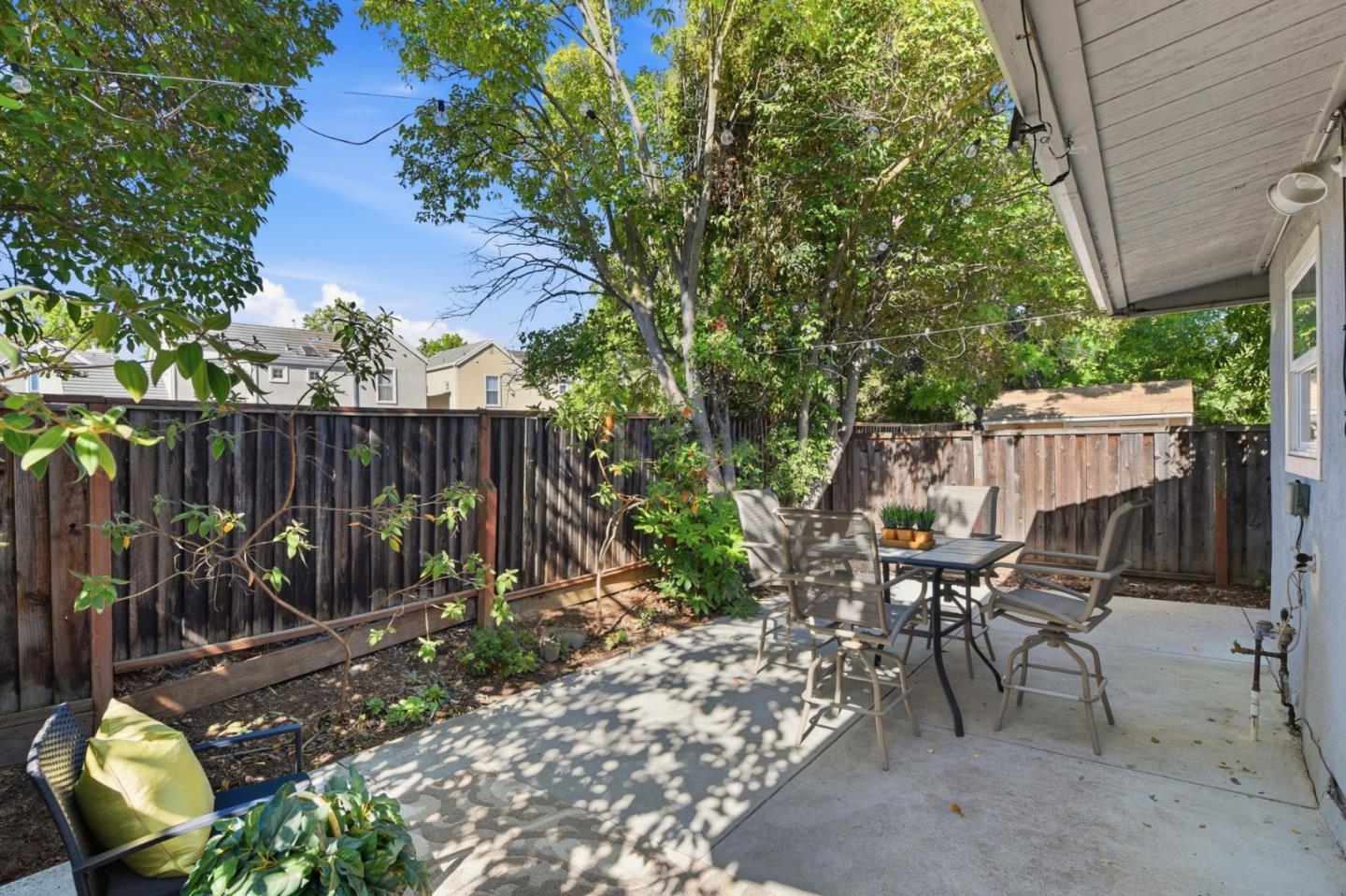 Property photo 44
