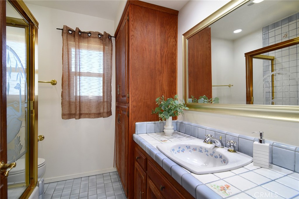 Property photo 37