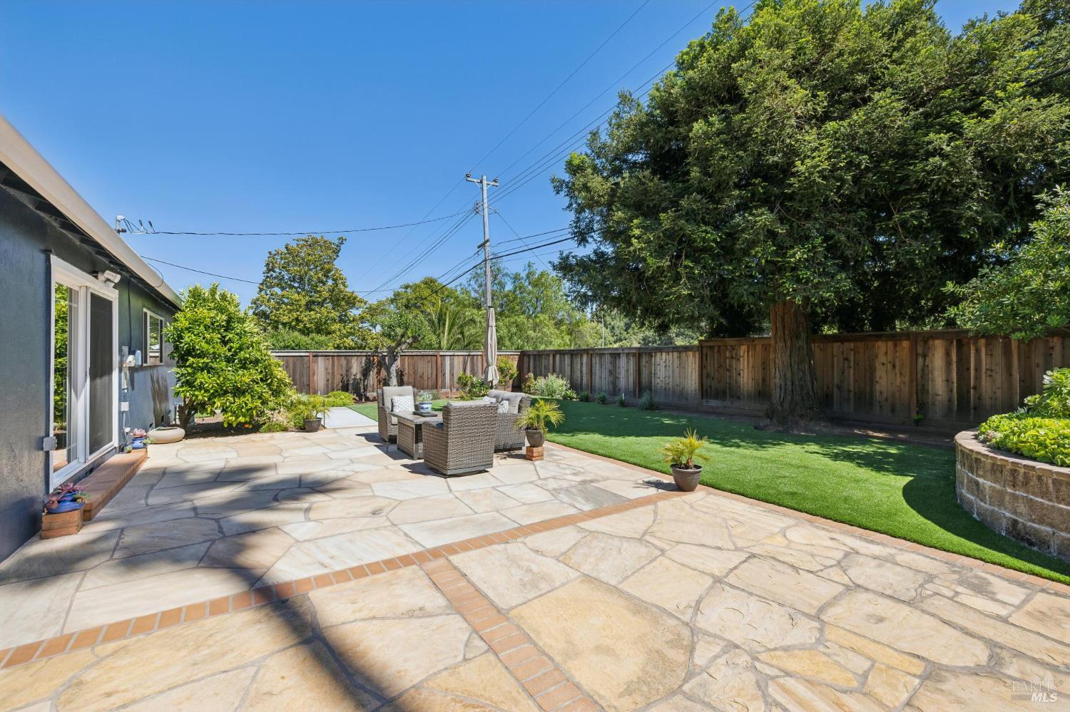 Property photo 42