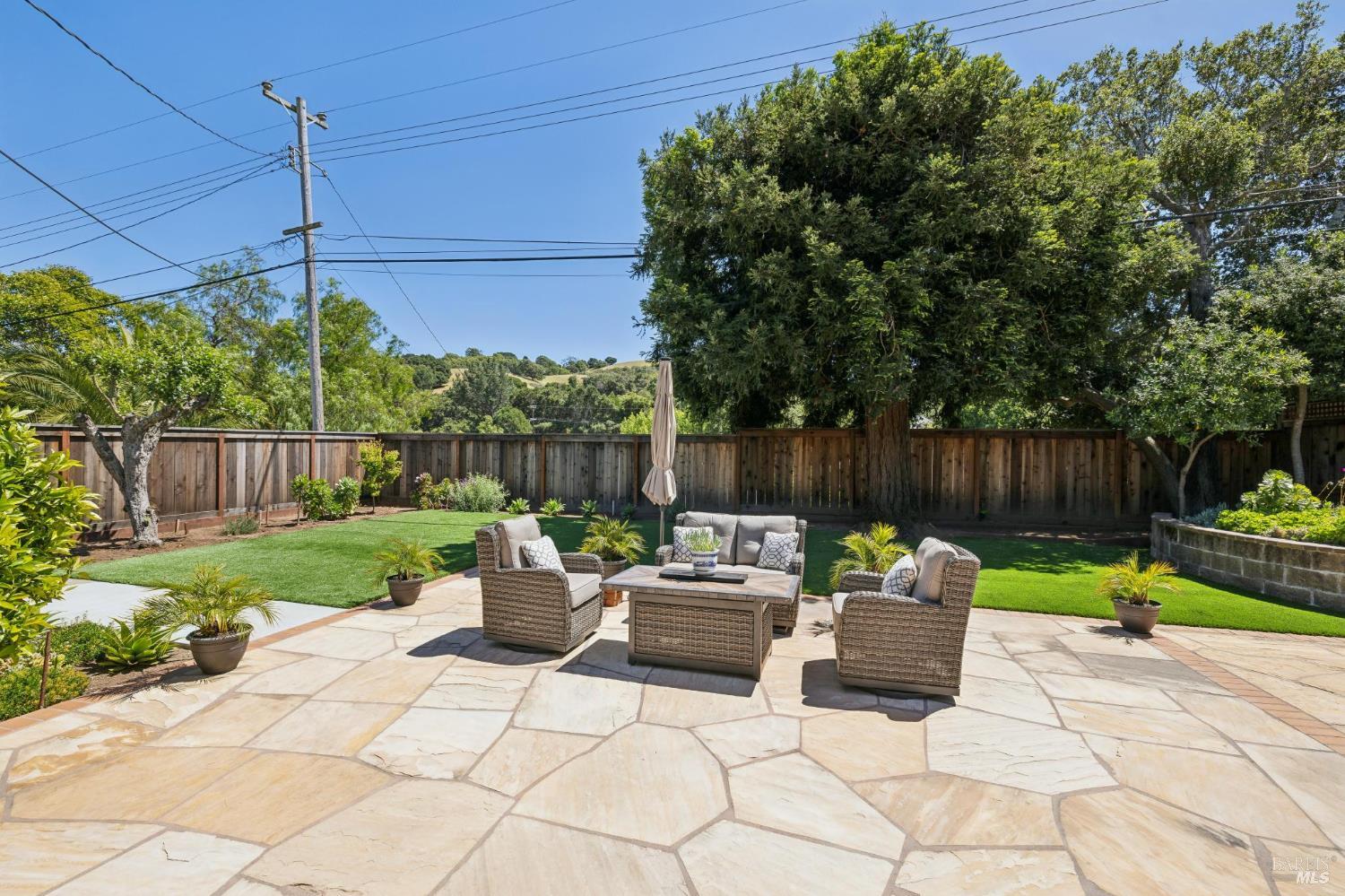 Property photo 43
