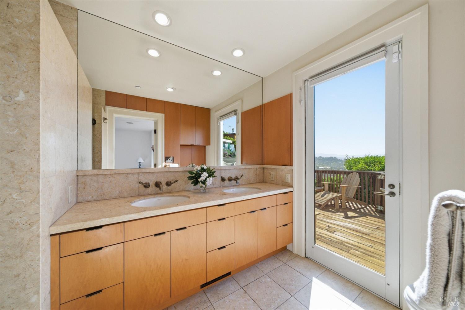 Property photo 44