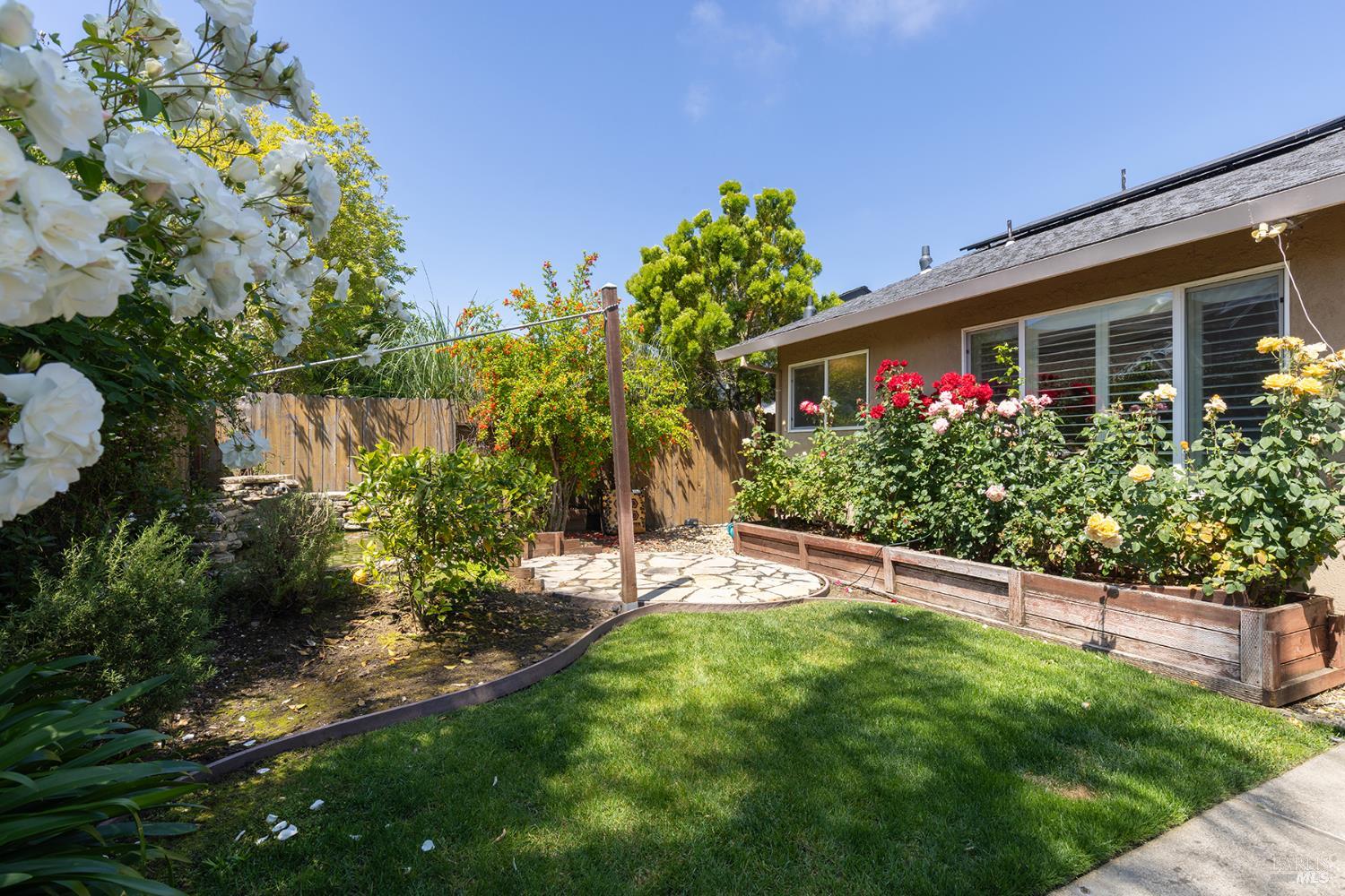 Property photo 44