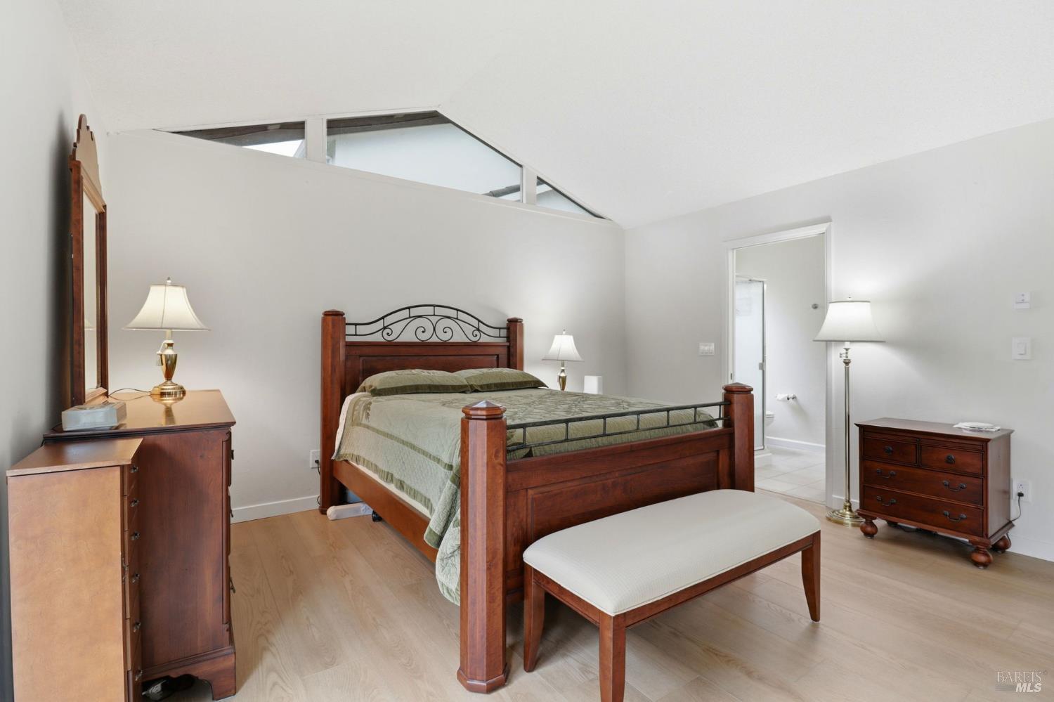 Property photo 32