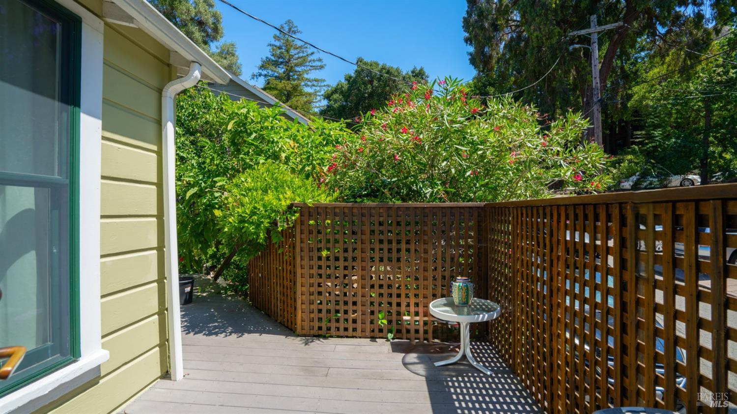 Property photo 32