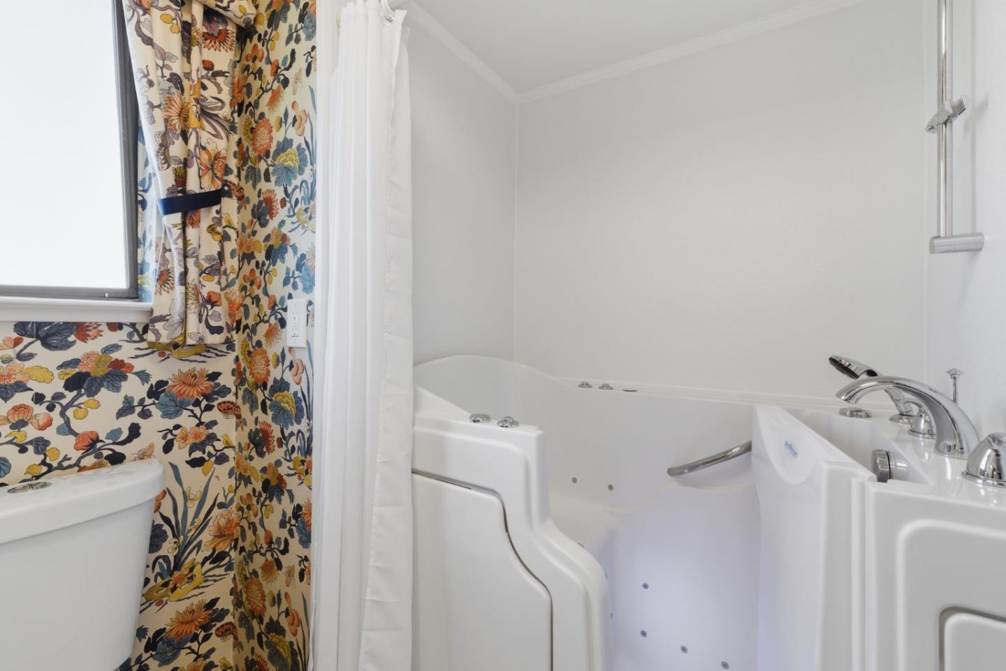 Property photo 44