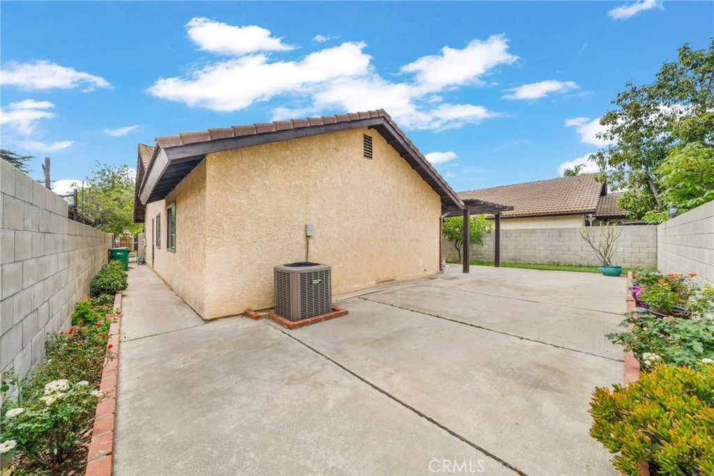 Property photo 33
