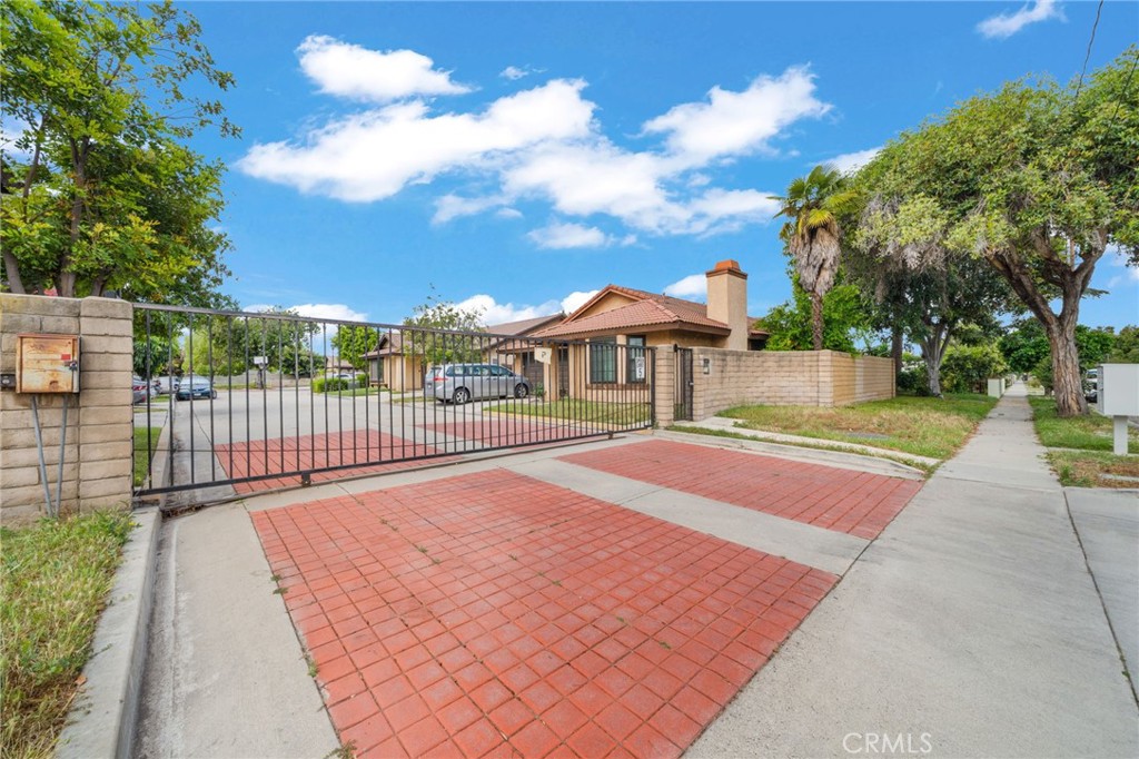 Property photo 35