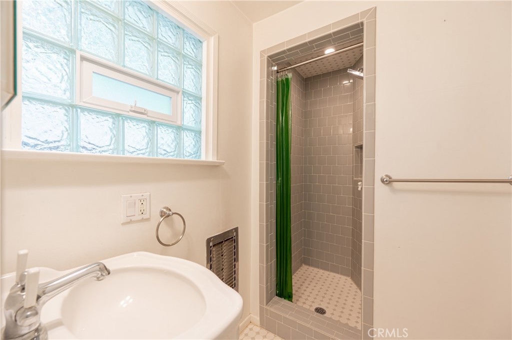 Property photo 46
