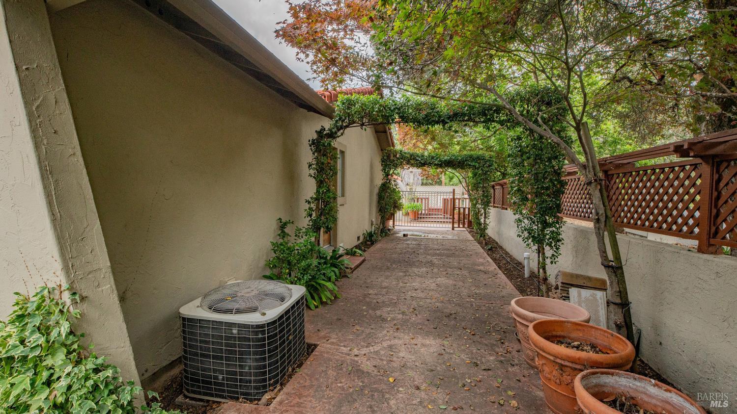 Property photo 20