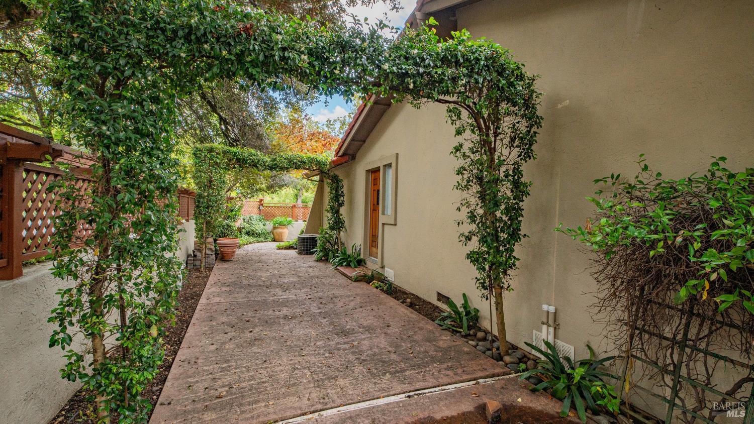 Property photo 23