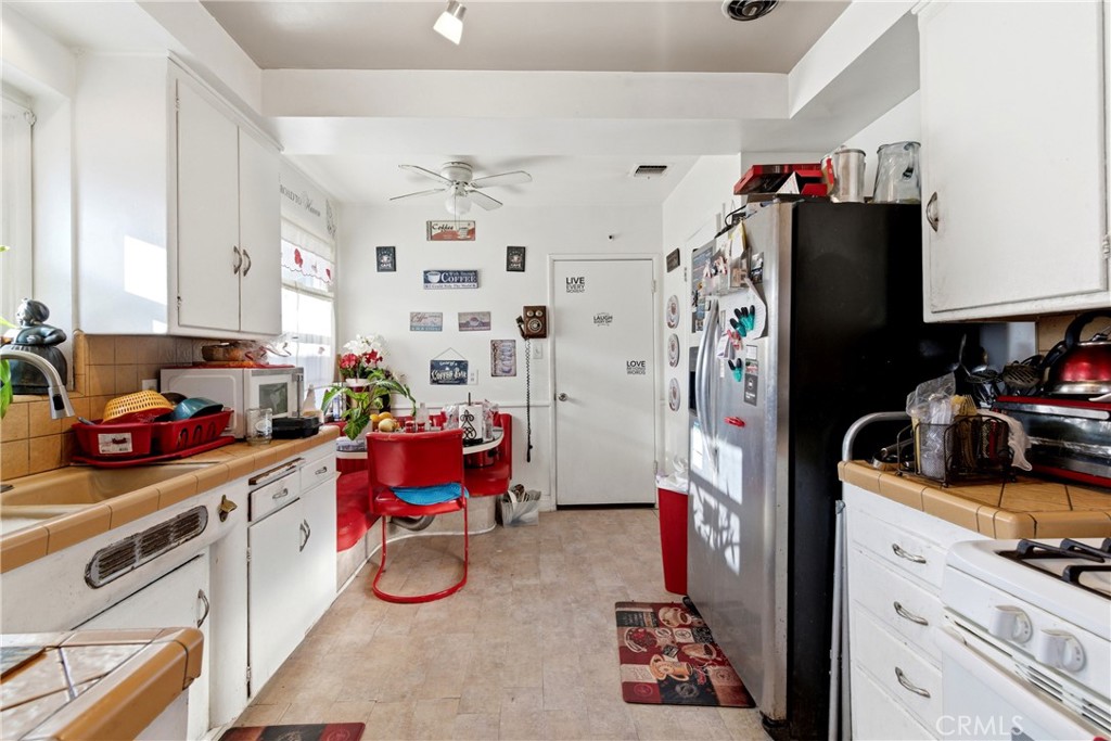 Property photo 28