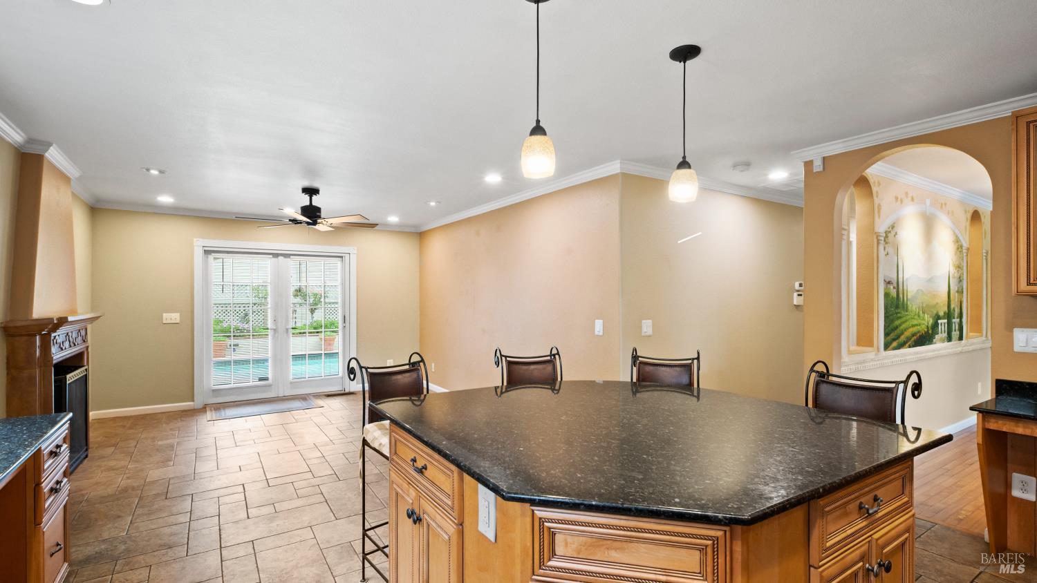 Property photo 37