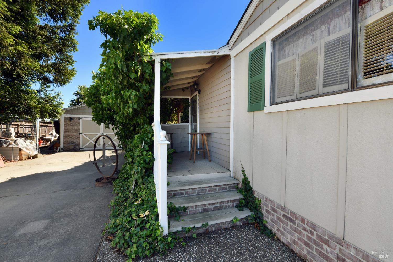Property photo 35