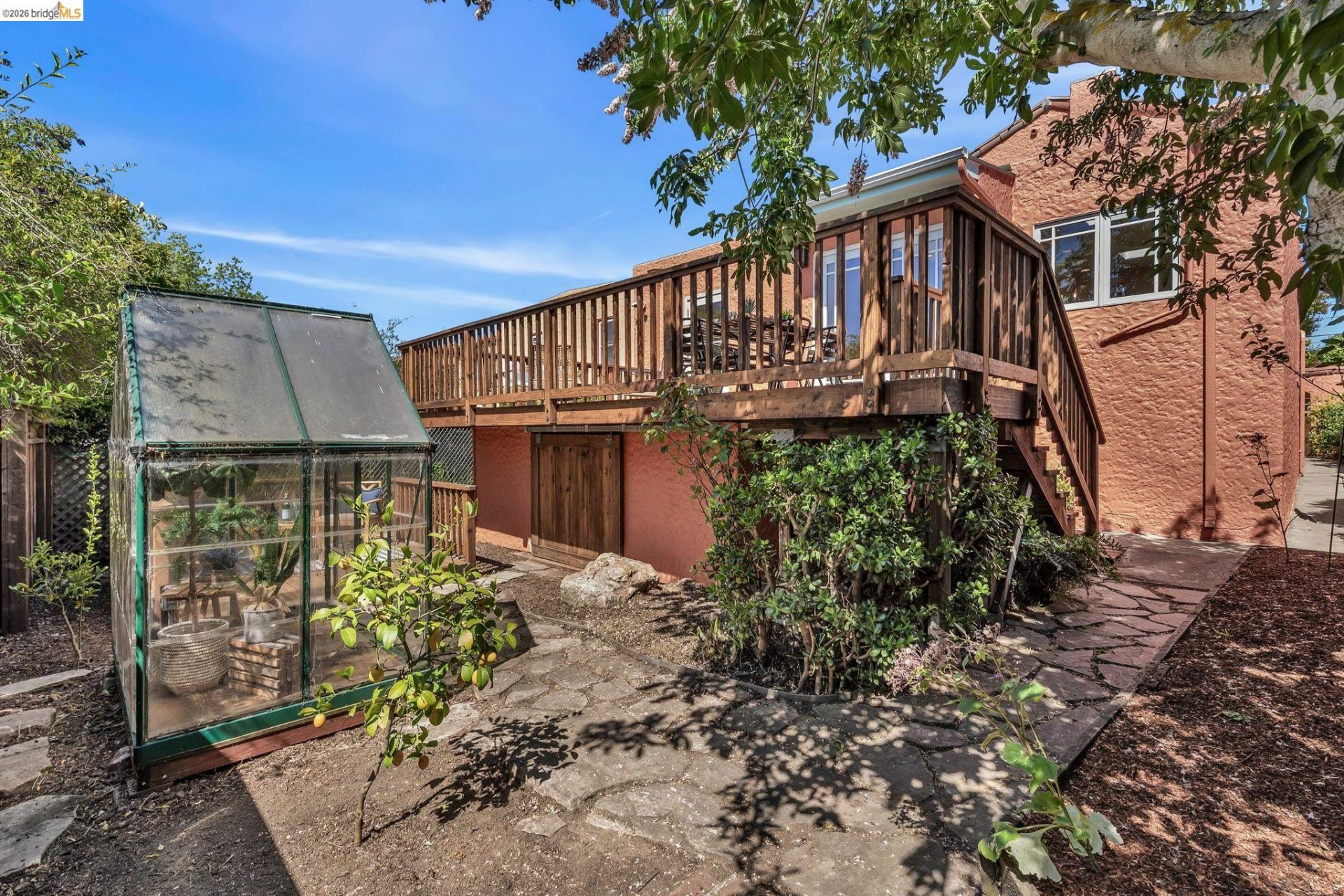 Property photo 46