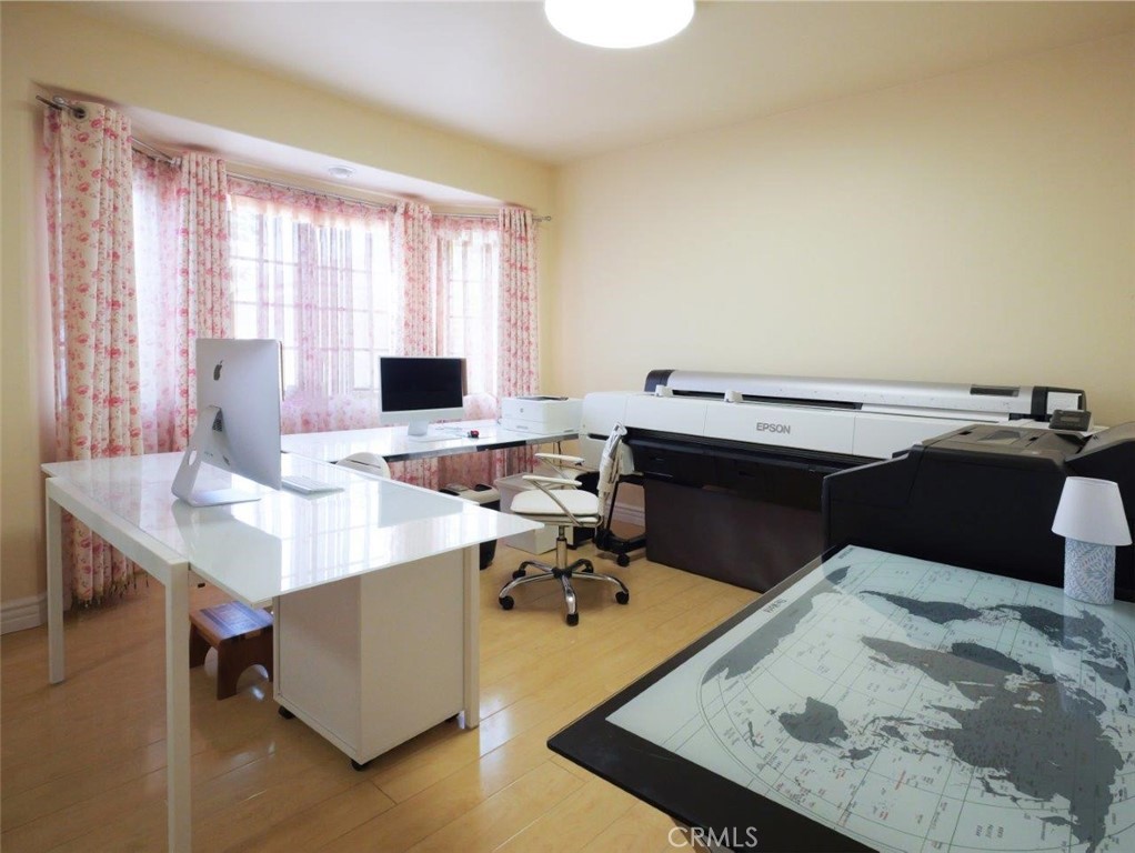 Property photo 43