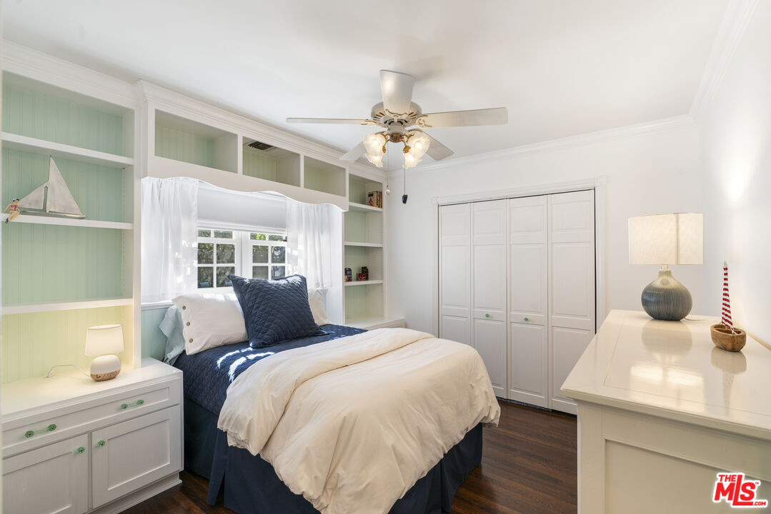 Property photo 33