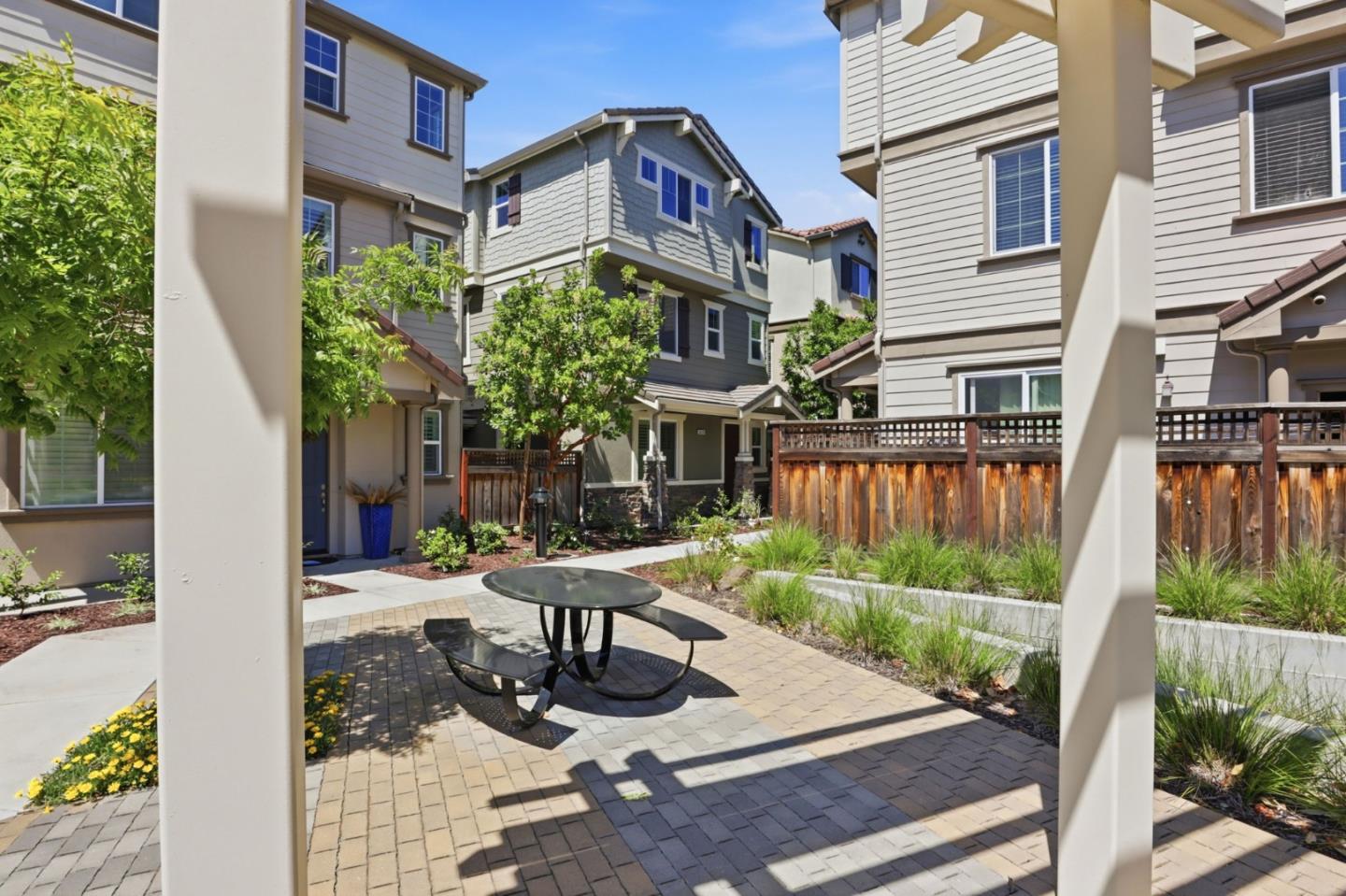 Property photo 44