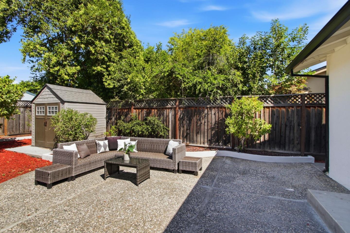 Property photo 32
