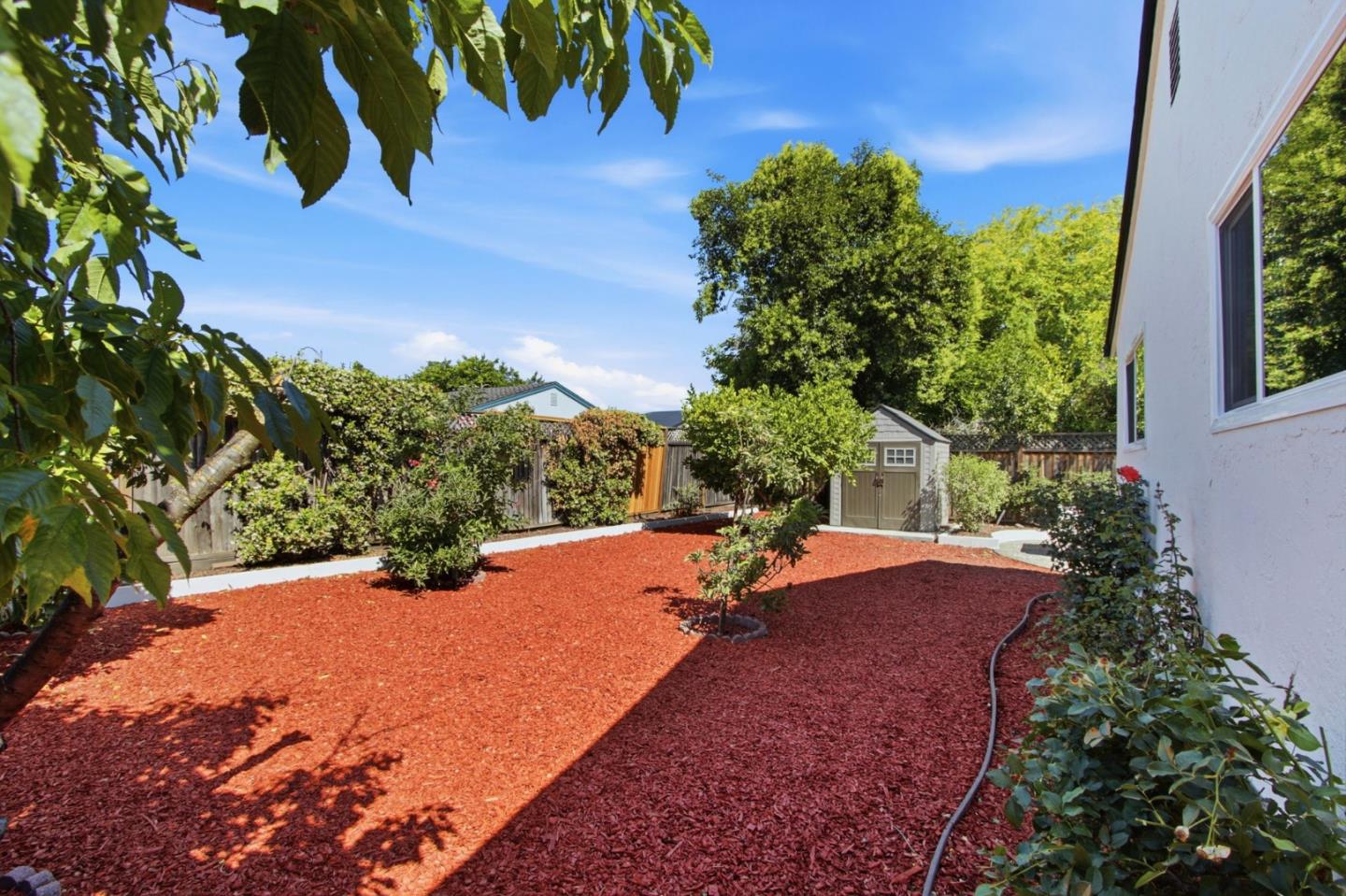 Property photo 35