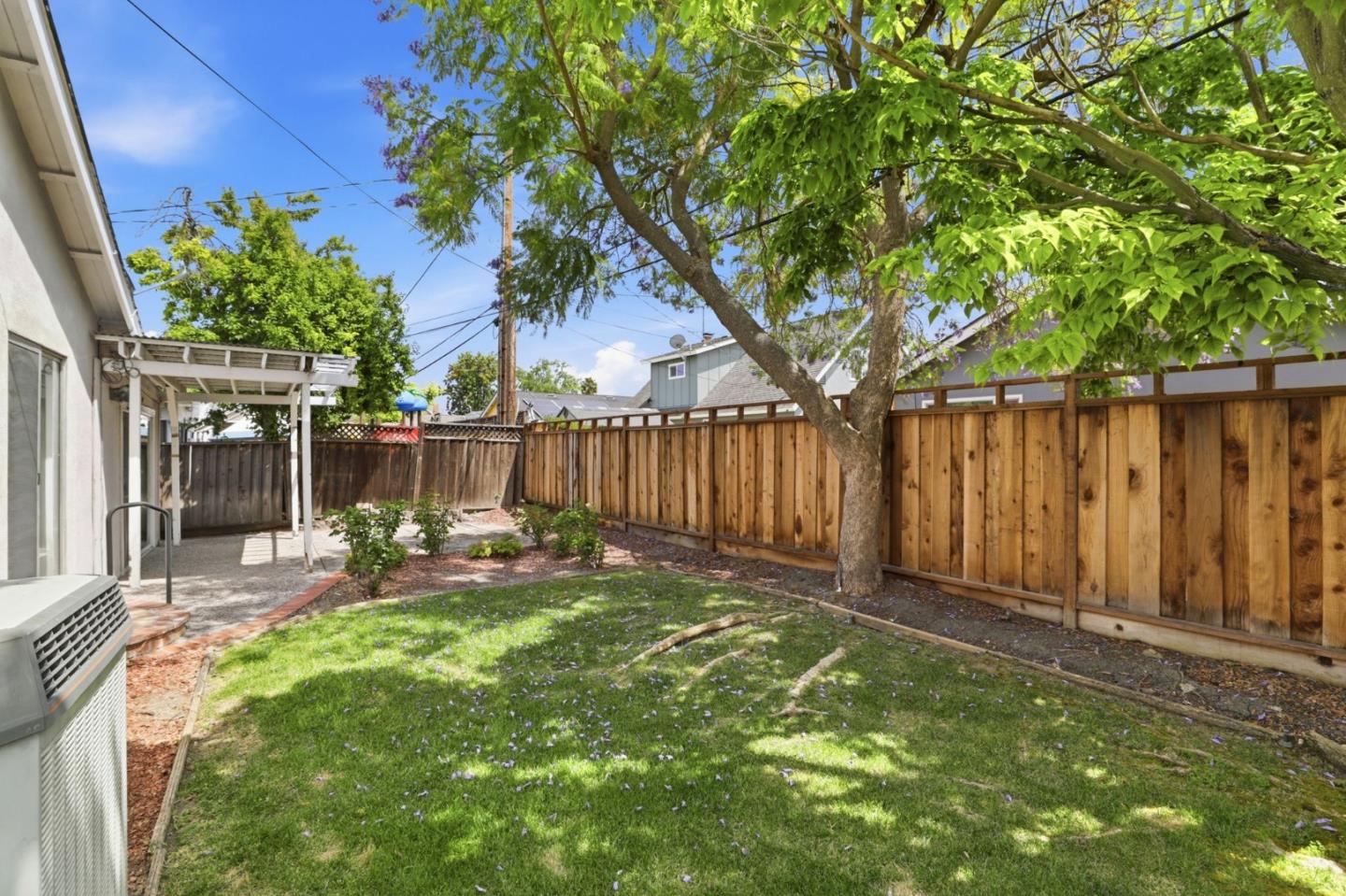 Property photo 28
