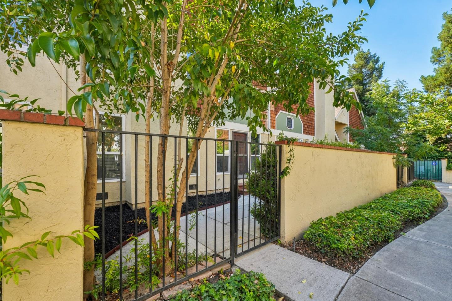 Property photo 44