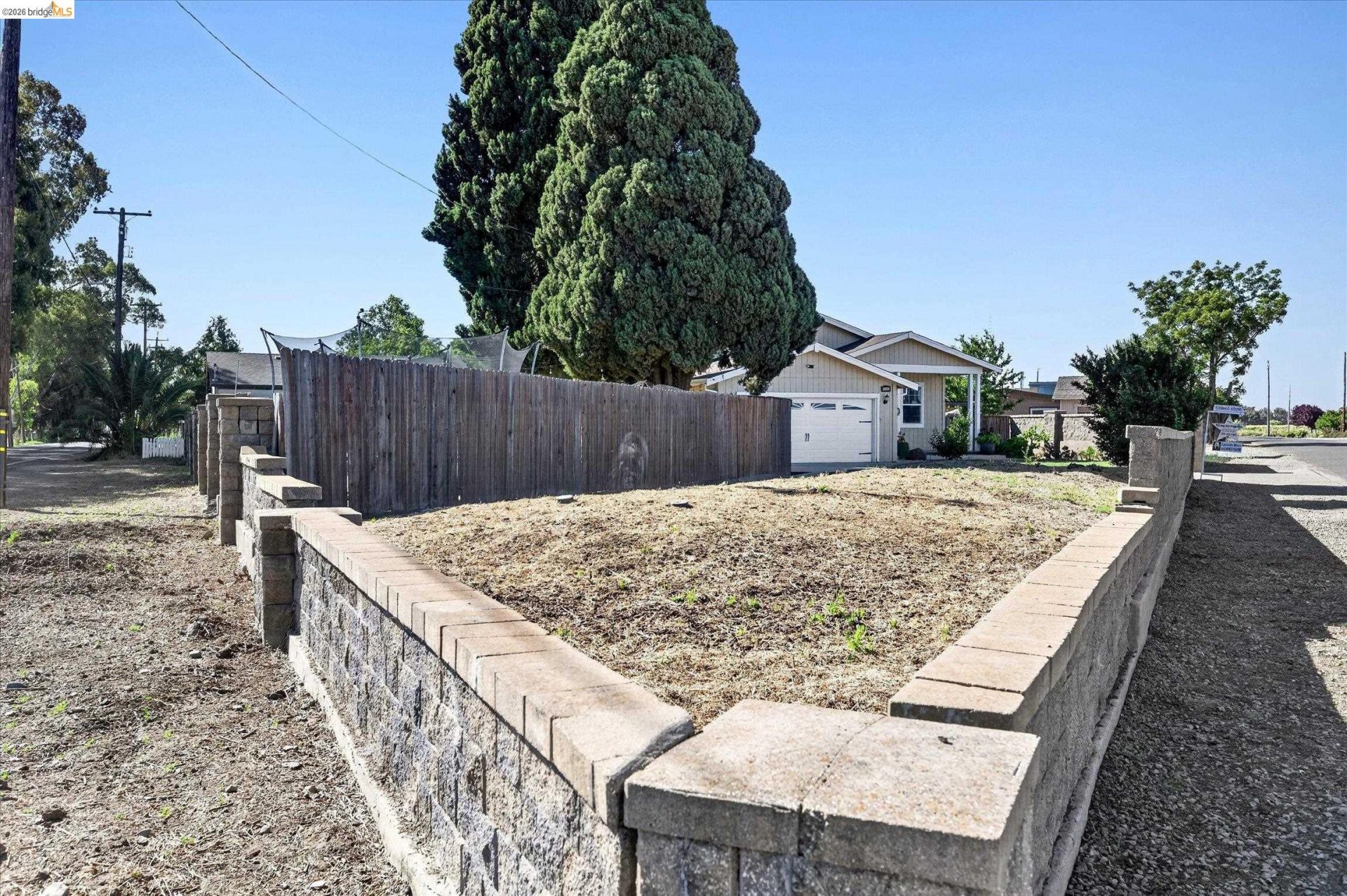 Property photo 33