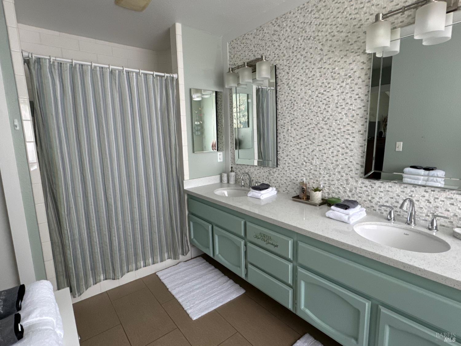 Property photo 24