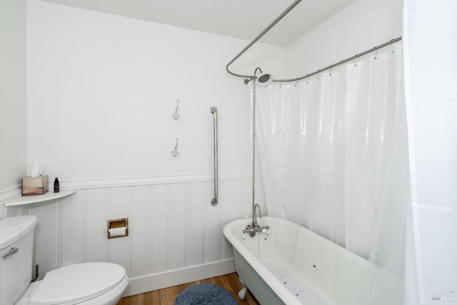 Property photo 32