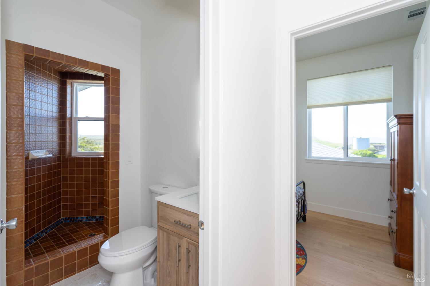 Property photo 44
