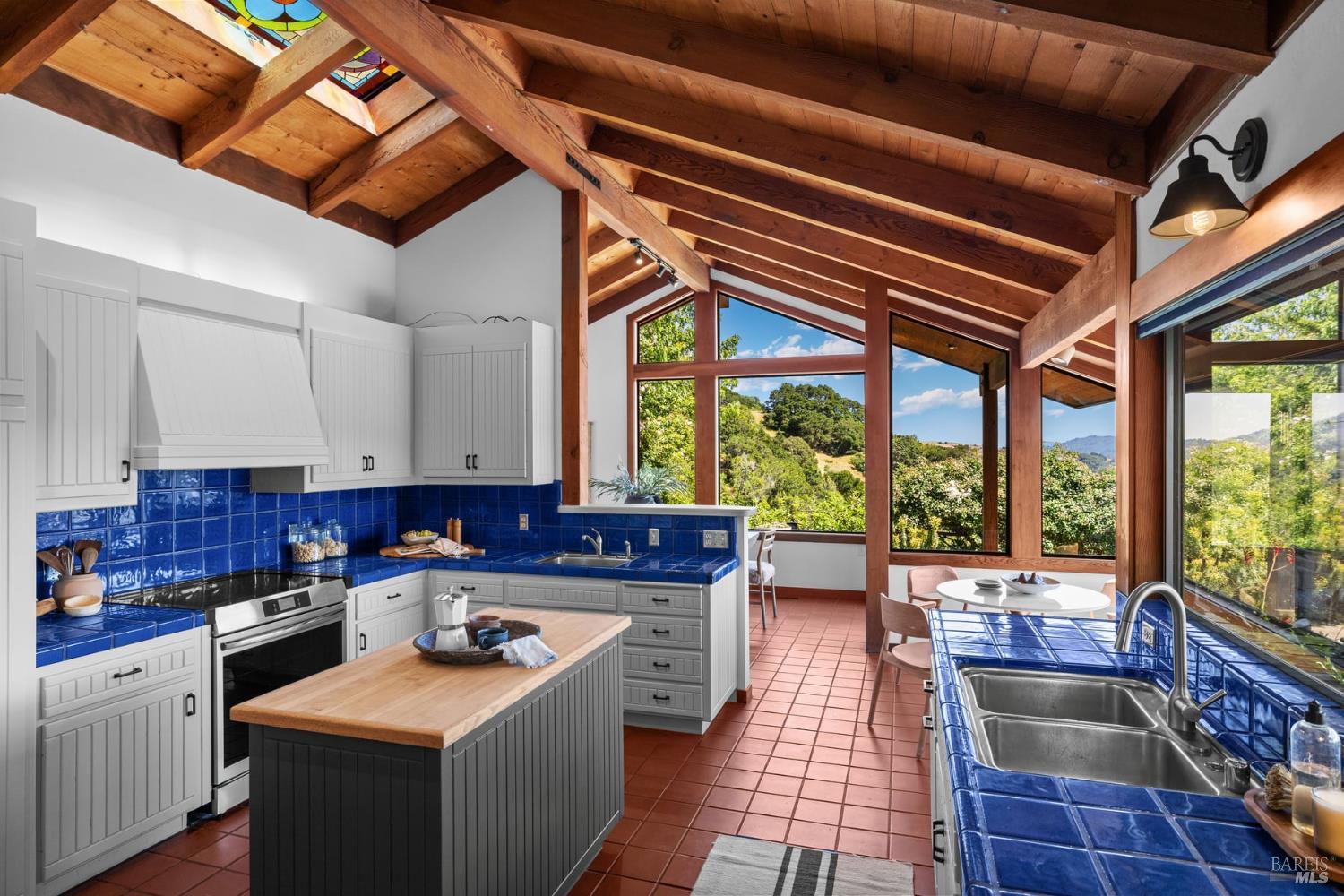 Property photo 31