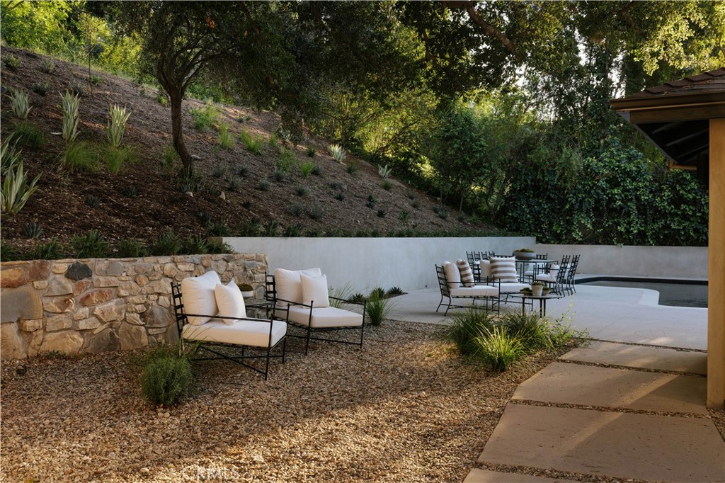 Property photo 43