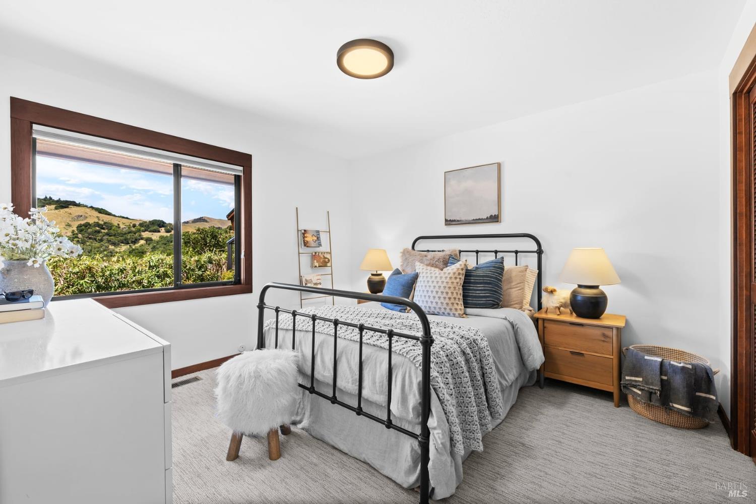 Property photo 50