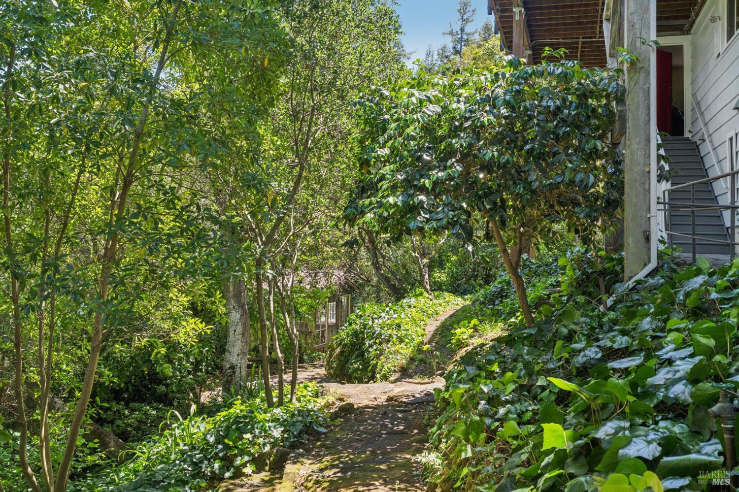 Property photo 28