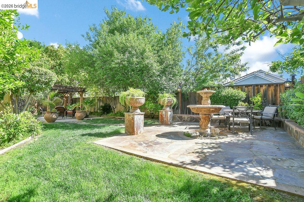 Property photo 43