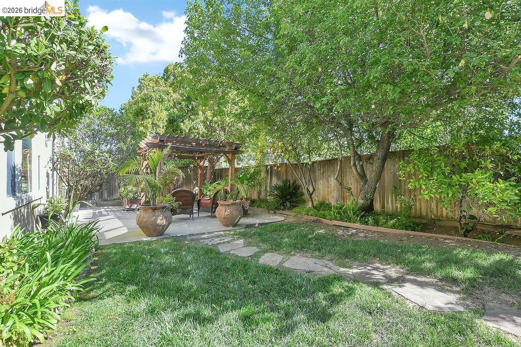 Property photo 44