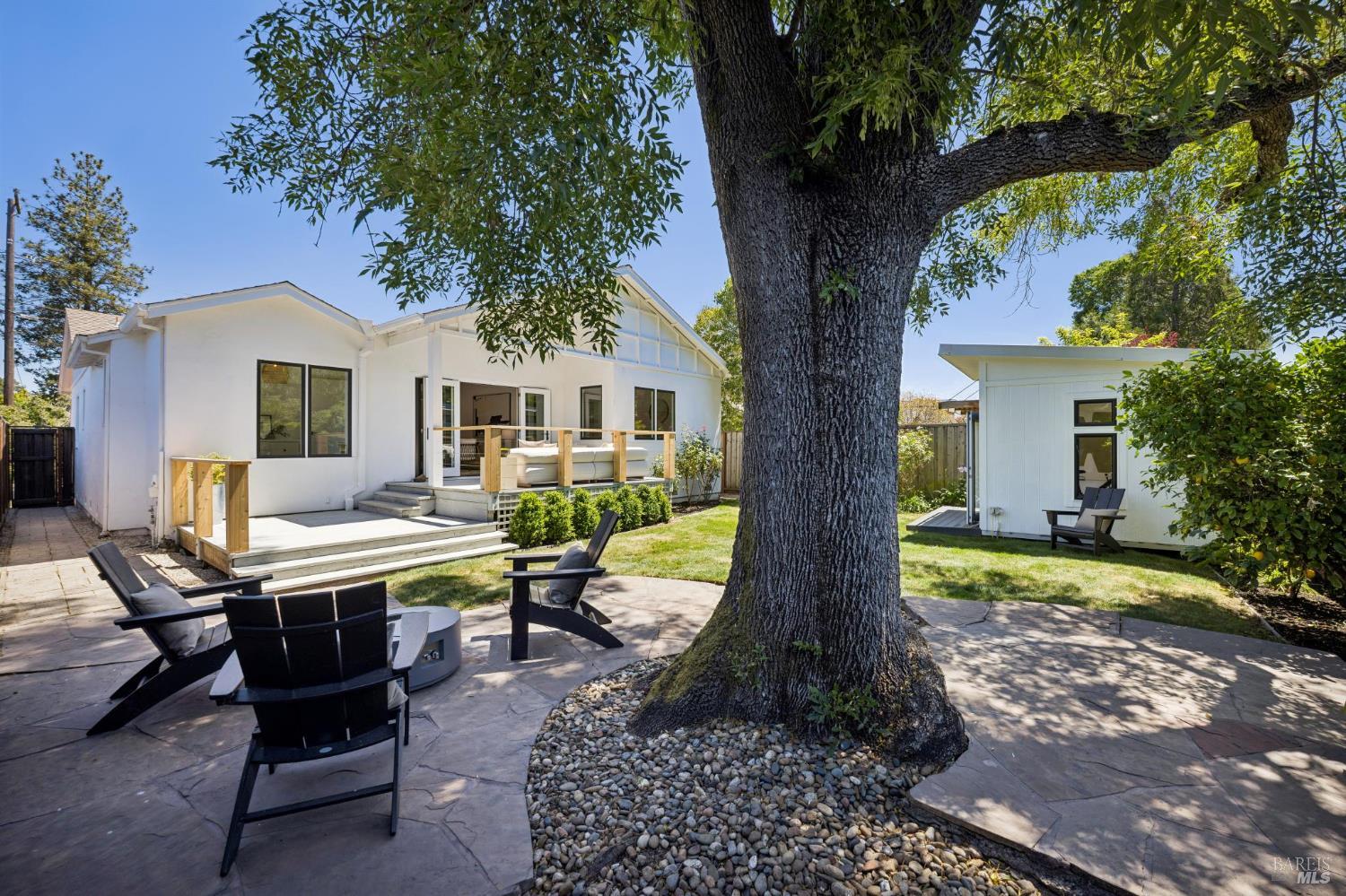 Property photo 44