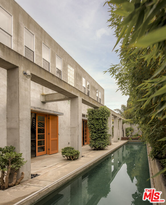 Property photo 42