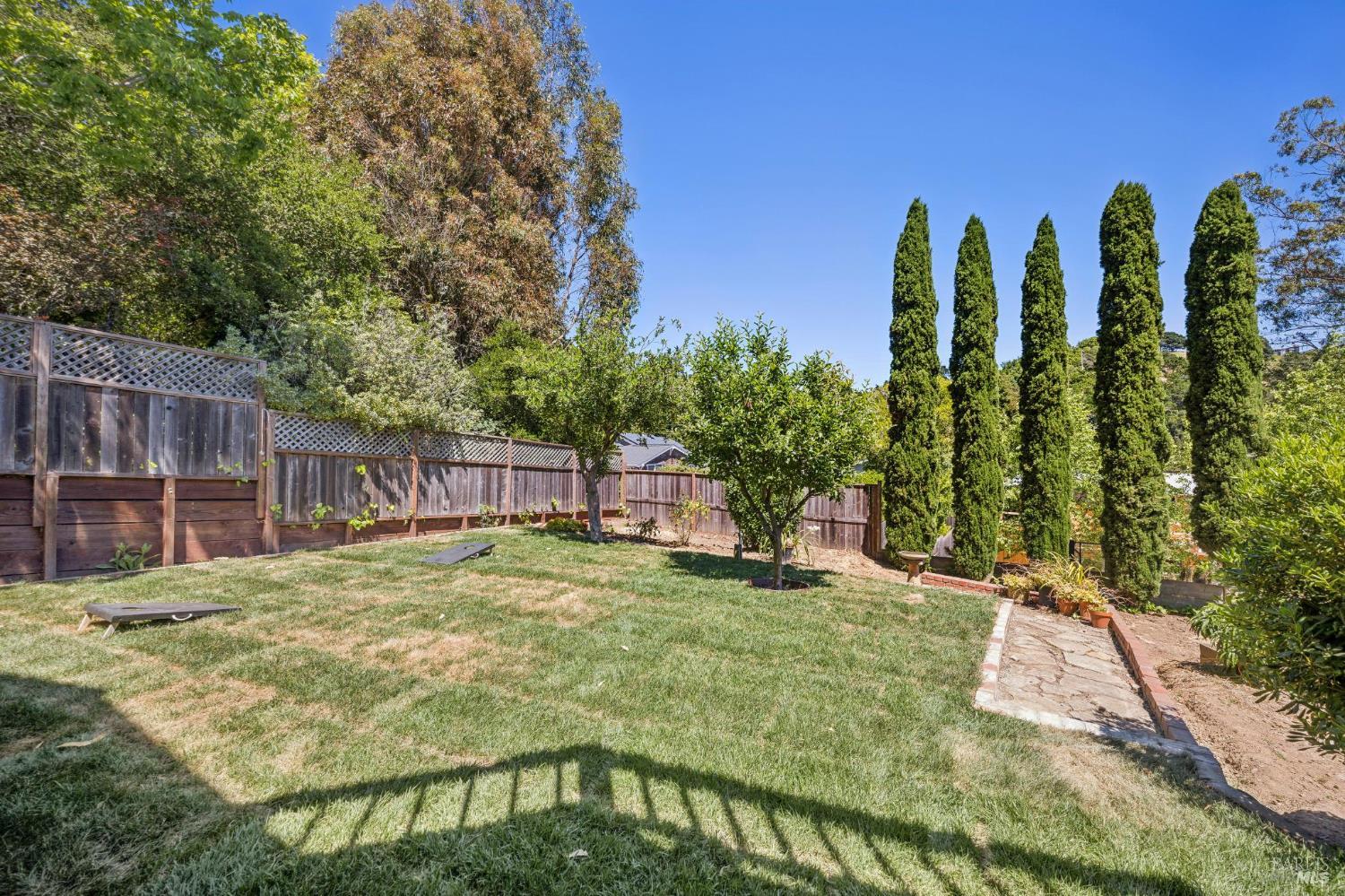 Property photo 37