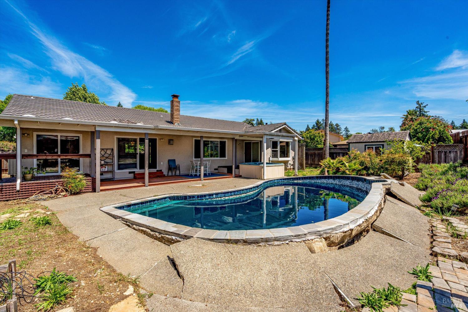 Property photo 32