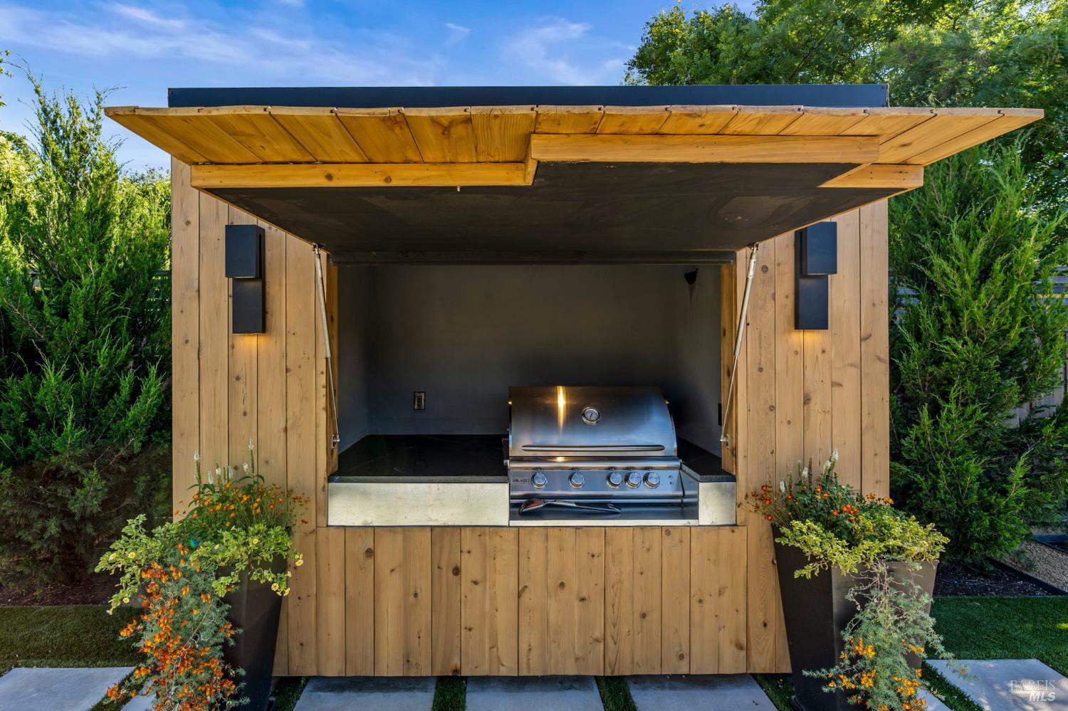 Property photo 31
