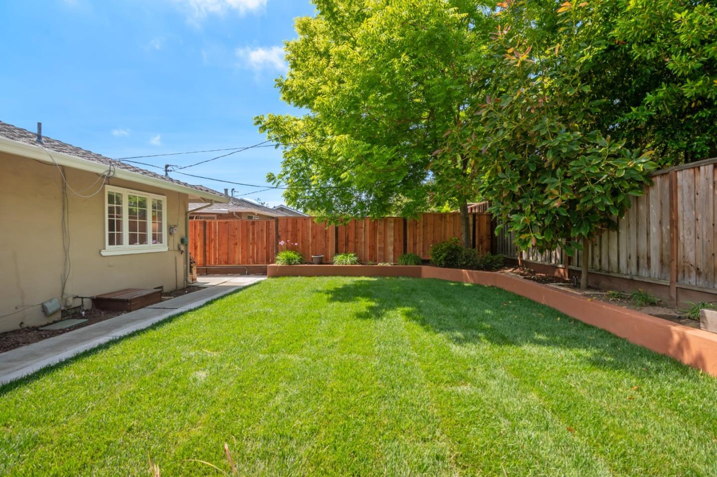Property photo 28