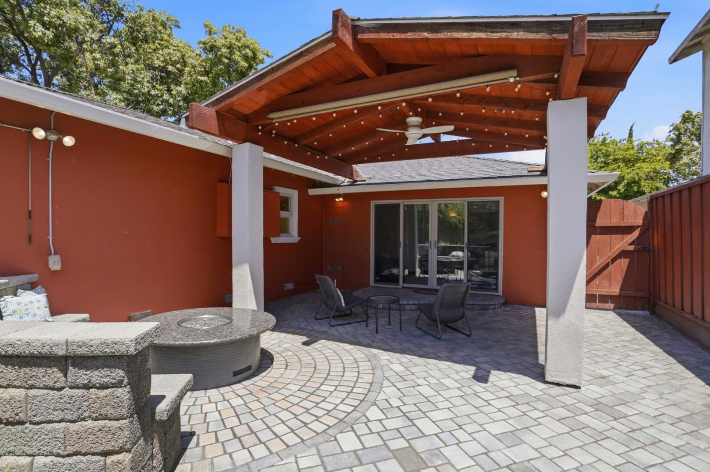 Property photo 32