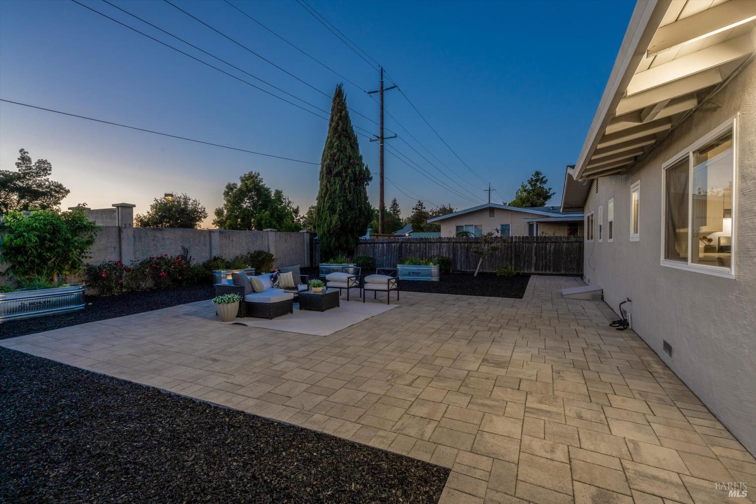 Property photo 50
