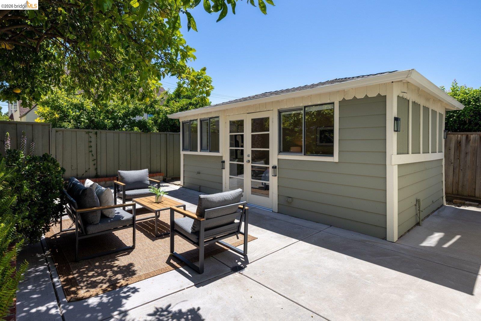 Property photo 40