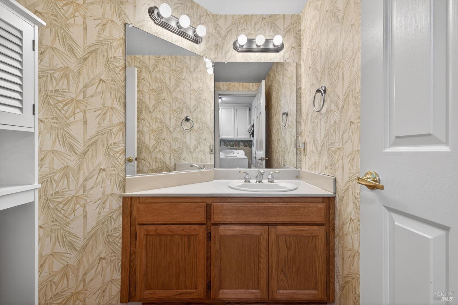 Property photo 44