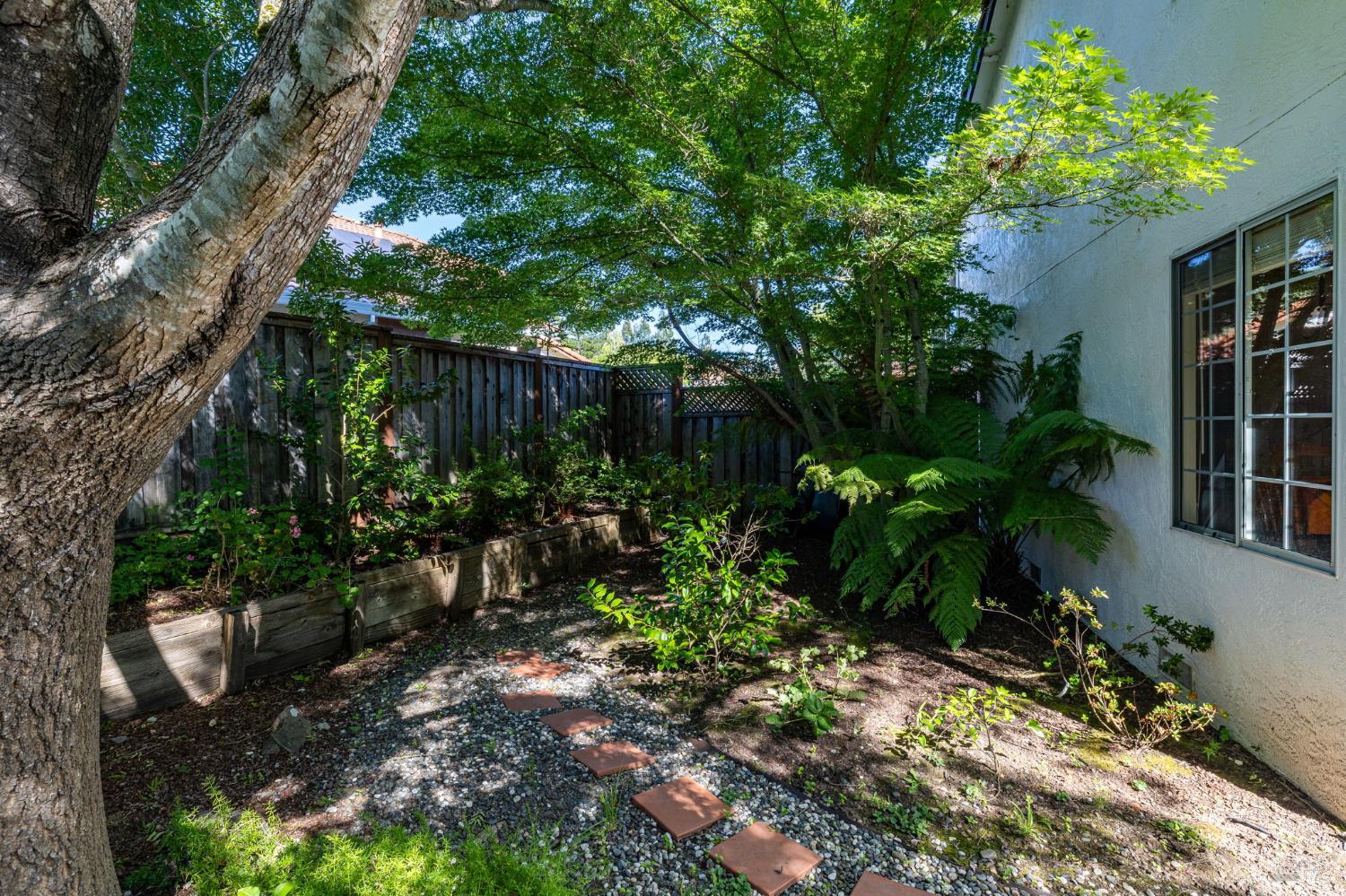 Property photo 48