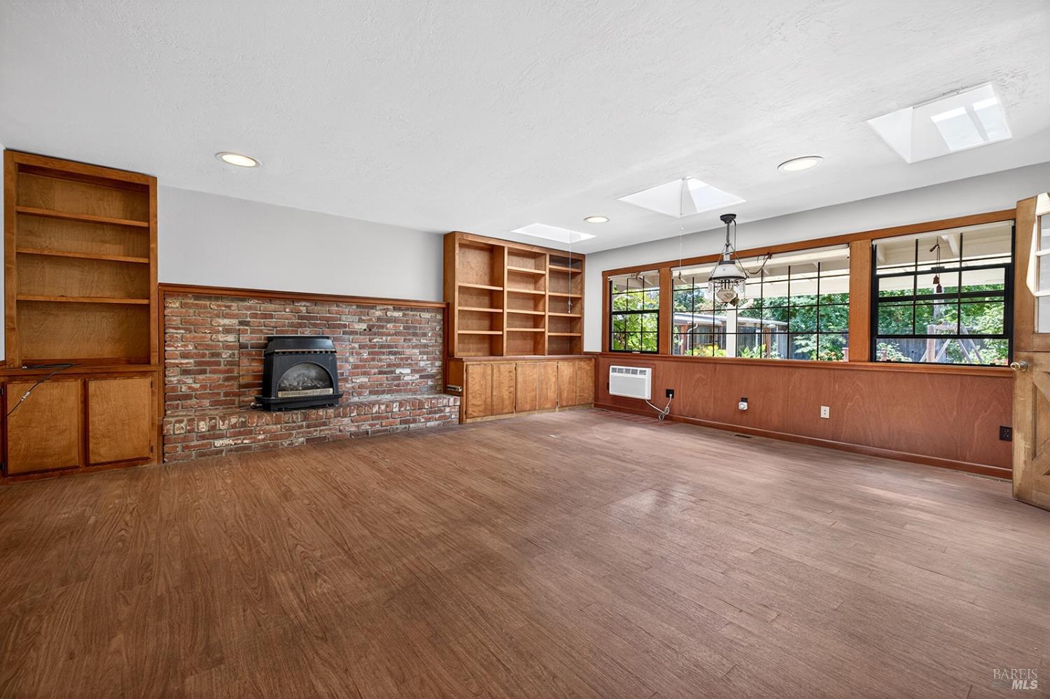 Property photo 30